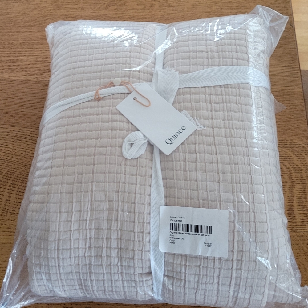 Quince Organic Ribbed Cotton Coverlet Set - 3 pieces - Full/Queen - Sand - Picture 2 of 13